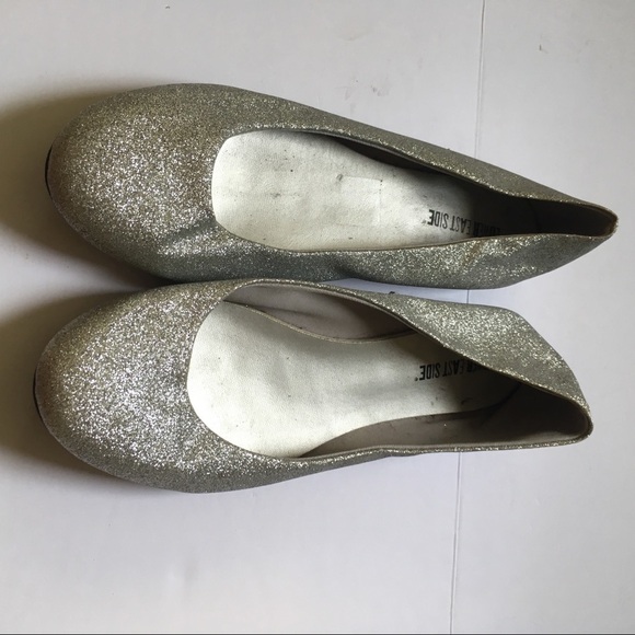 Size 11 Silver Glitter Sparkly Ballet Flats - Office Casual - Picture 2 of 6